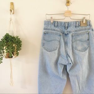 ❗️75% OFF SALE❗️VTG Lee Mom Jeans